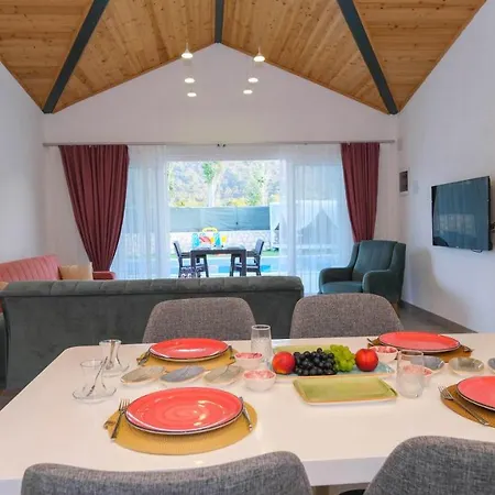 Villakasgel * Sarıbelen